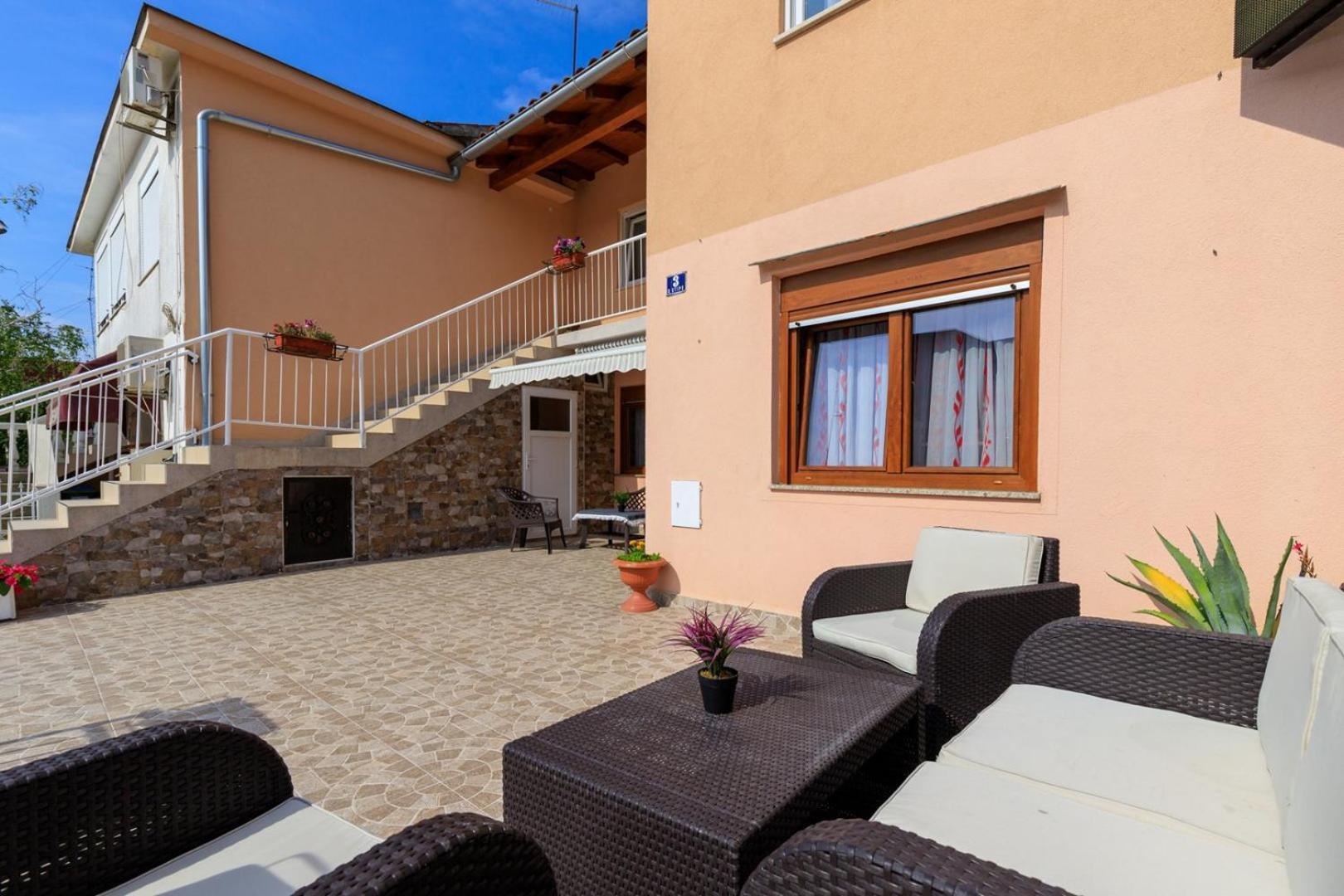 Gasthof Genoa *